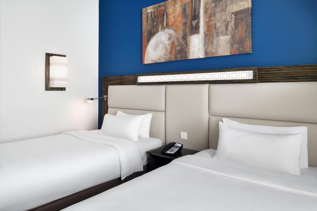 Holiday Inn Express Dubai Safa Park By Ihg Exteriér fotografie