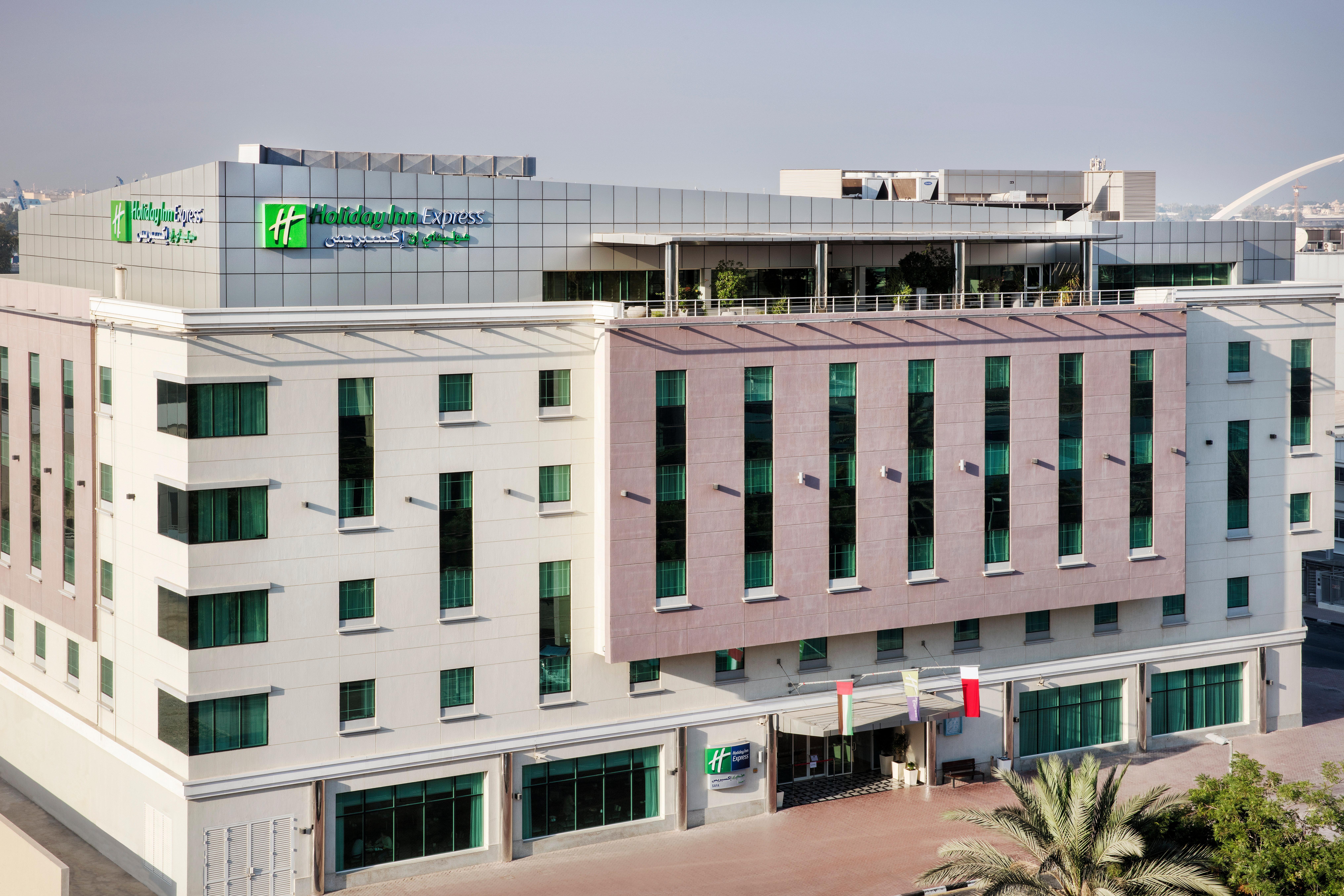 Holiday Inn Express Dubai Safa Park By Ihg Exteriér fotografie