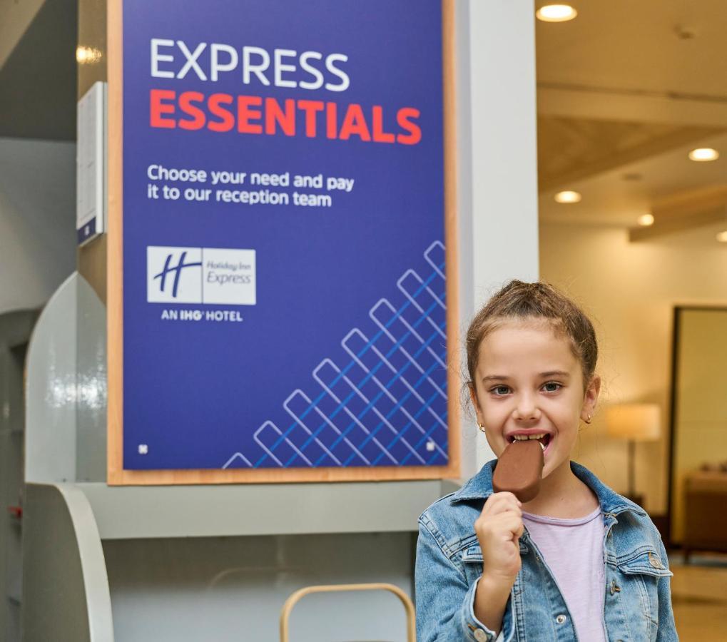 Holiday Inn Express Dubai Safa Park By Ihg Exteriér fotografie